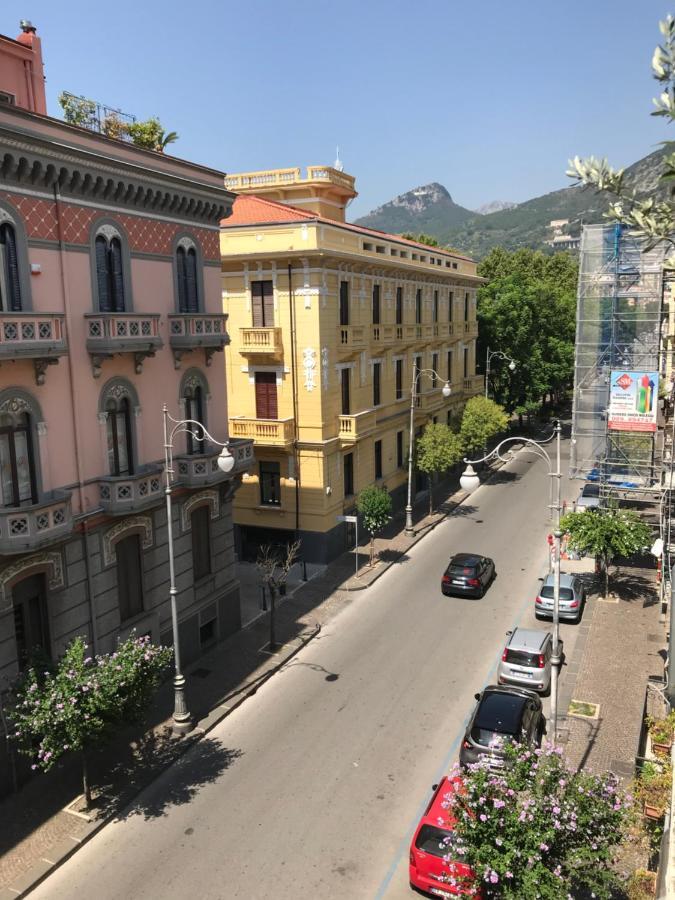 Salerno B&B In Centro Zewnętrze zdjęcie