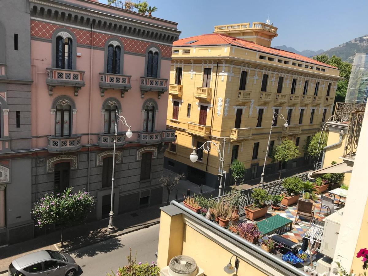 Salerno B&B In Centro Zewnętrze zdjęcie