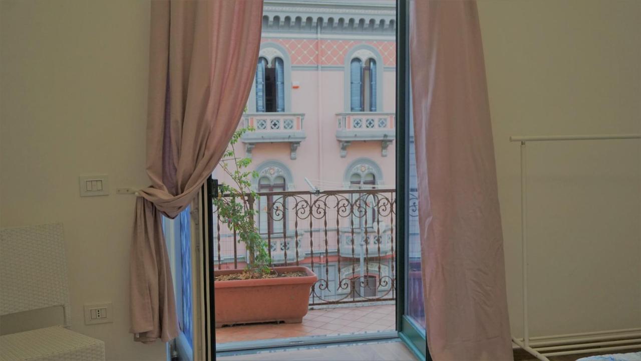 Salerno B&B In Centro Zewnętrze zdjęcie