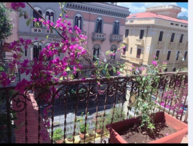 Salerno B&B In Centro Zewnętrze zdjęcie